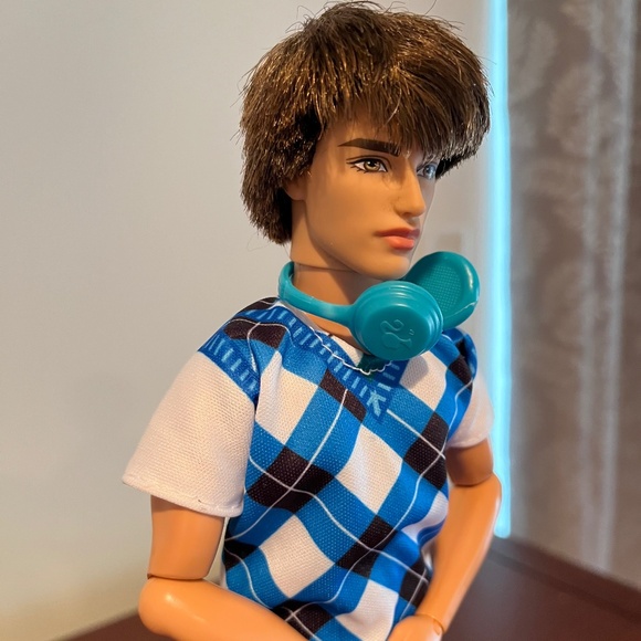 Barbie Doll 2013 Fashionistas Rainbow (Wave 1) Ken Doll - Picture 4 of 8